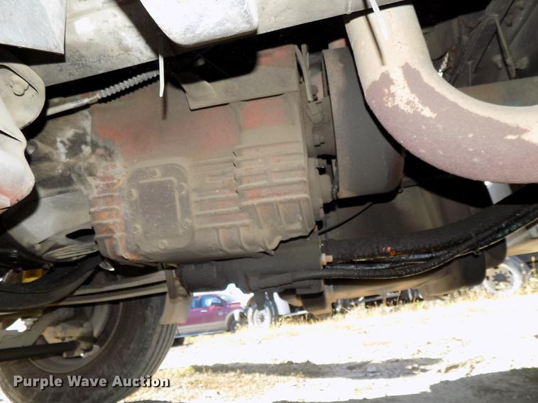 image for item DB8515 1997 GMC C7500 bucket truck