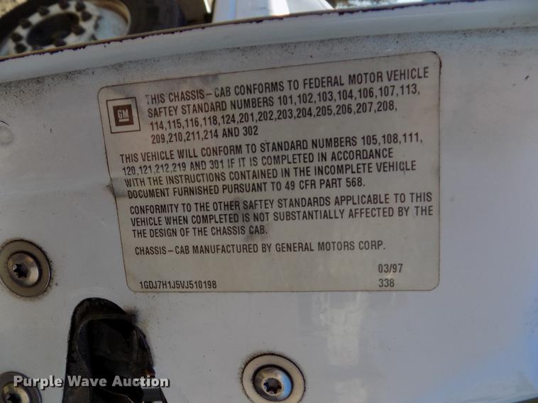 image for item DB8515 1997 GMC C7500 bucket truck