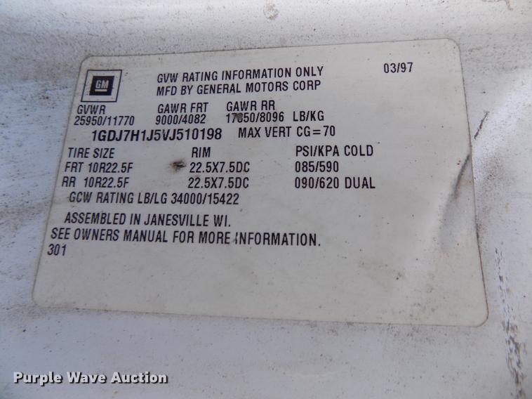 image for item DB8515 1997 GMC C7500 bucket truck