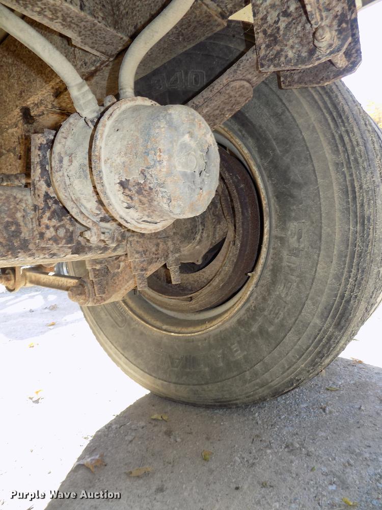 image for item DB8525 1985 Raven end dump pup trailer