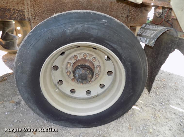 image for item DB8525 1985 Raven end dump pup trailer