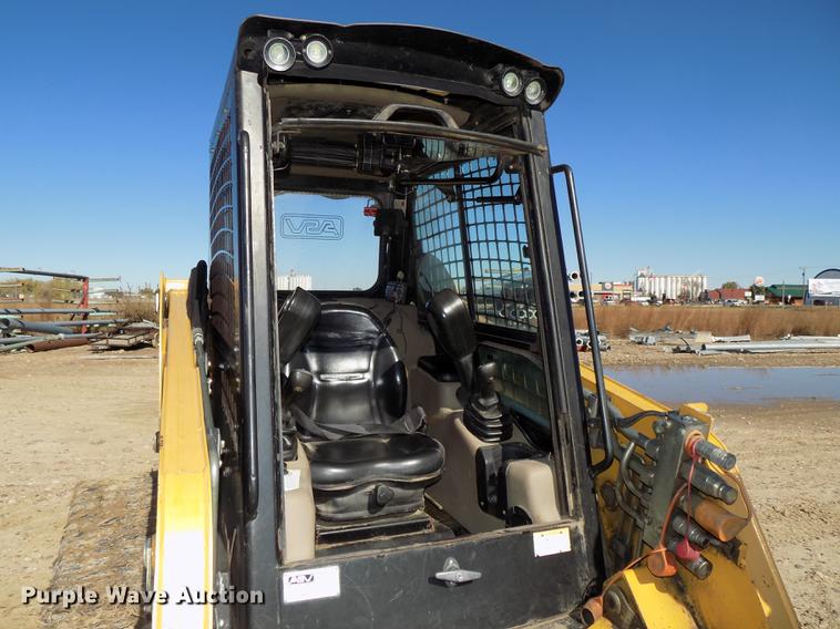 image for item DB8527 2006 ASV SR-70 skid steer