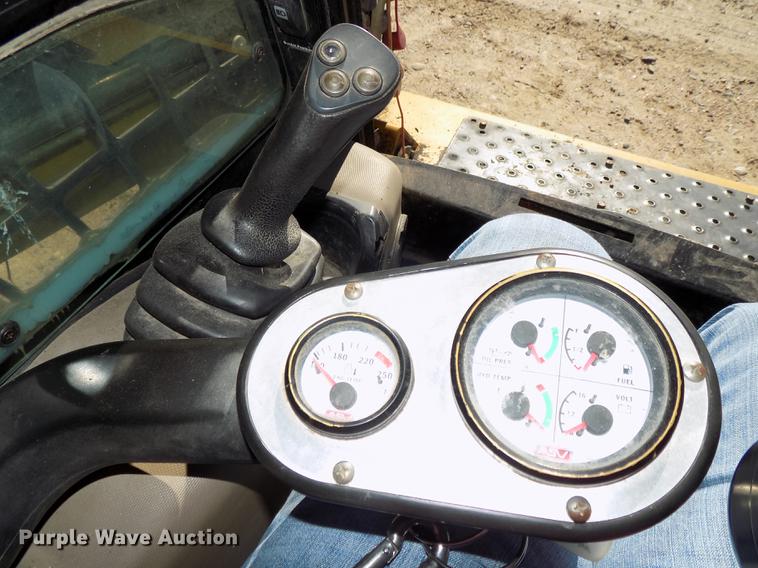 image for item DB8527 2006 ASV SR-70 skid steer