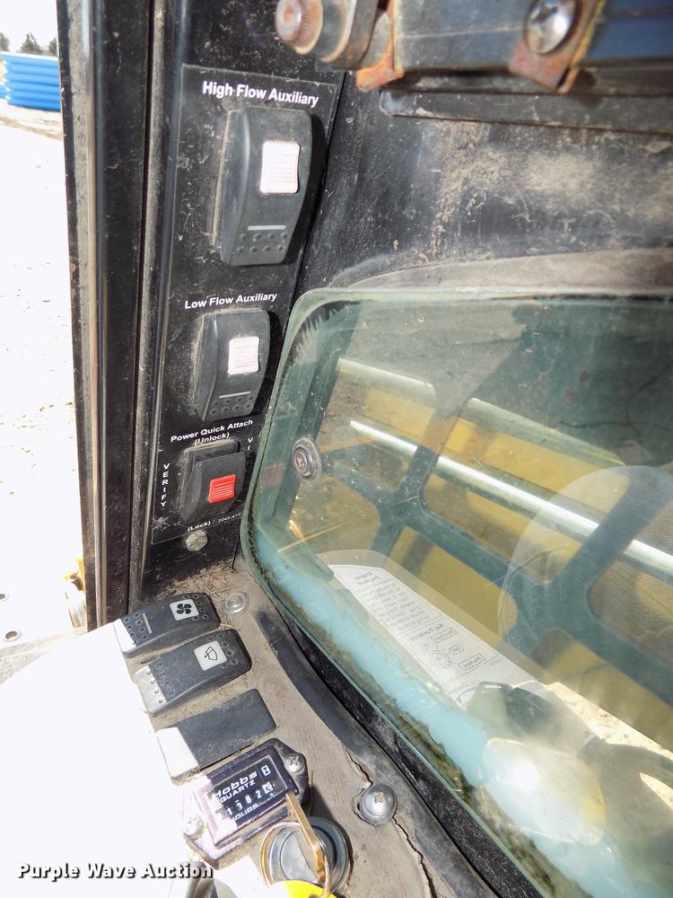 image for item DB8527 2006 ASV SR-70 skid steer