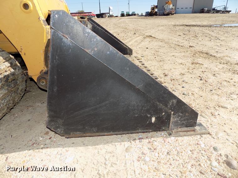 image for item DB8527 2006 ASV SR-70 skid steer