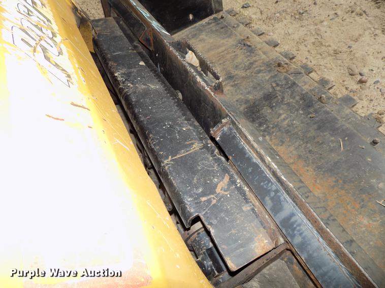 image for item DB8527 2006 ASV SR-70 skid steer