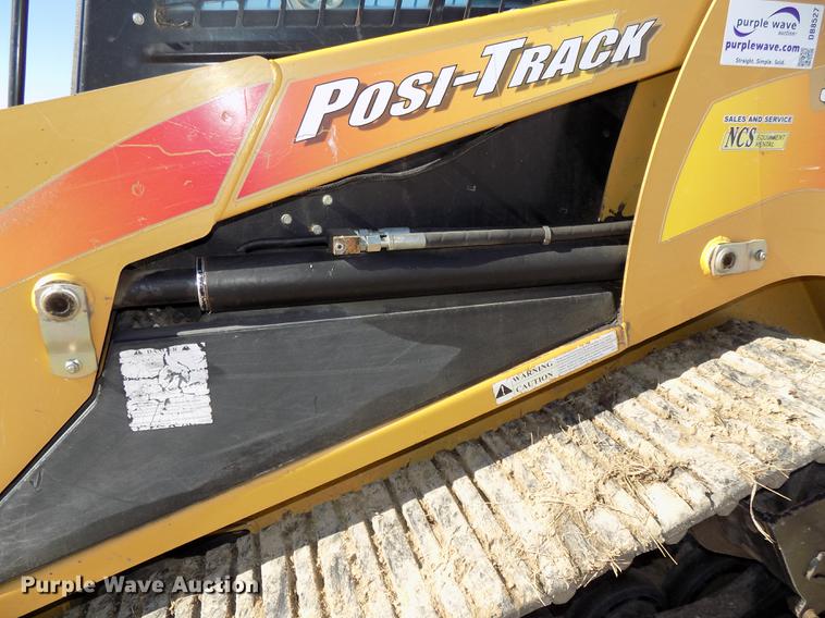 image for item DB8527 2006 ASV SR-70 skid steer