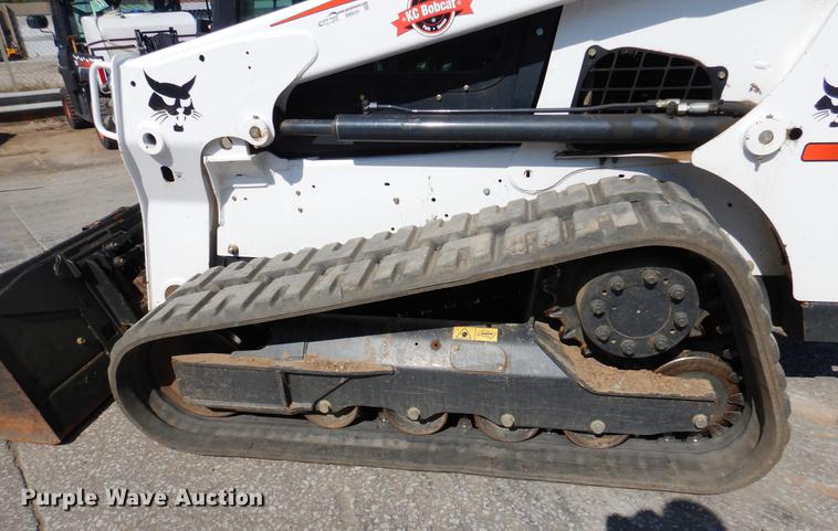 image for item DB9331 2016 Bobcat T630 skid steer