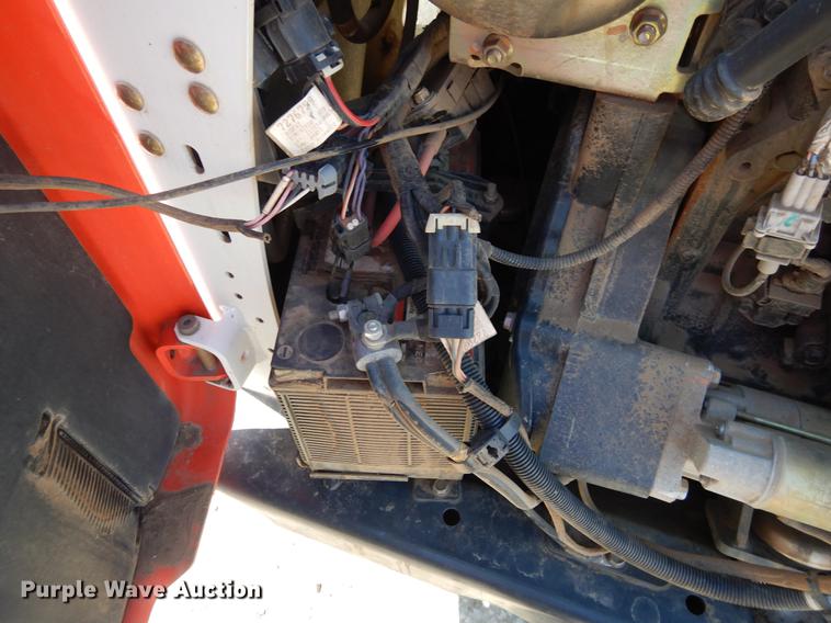 image for item DB9331 2016 Bobcat T630 skid steer