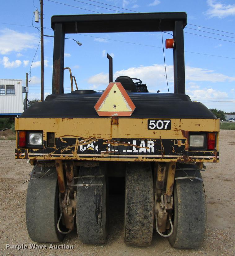 image for item DC0072 1998 Caterpillar PS-300B pneumatic roller