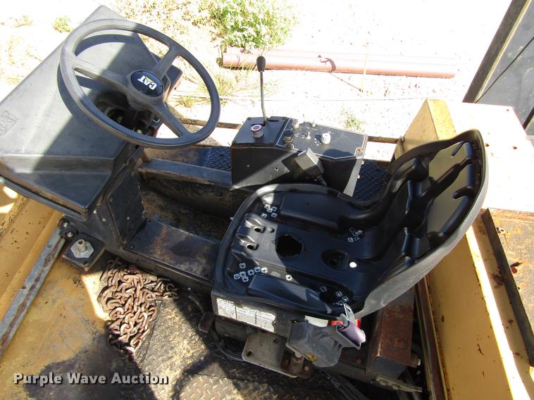 image for item DC0072 1998 Caterpillar PS-300B pneumatic roller