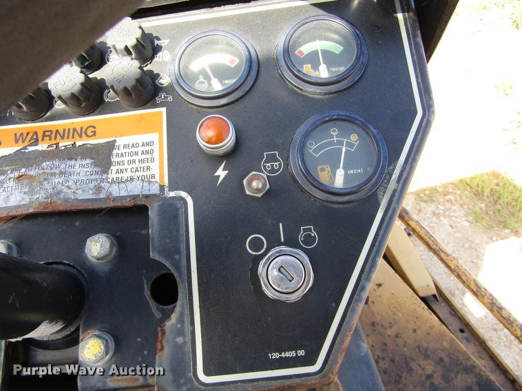 image for item DC0072 1998 Caterpillar PS-300B pneumatic roller