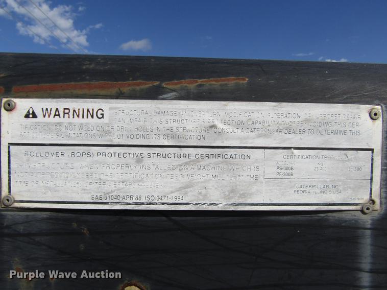 image for item DC0072 1998 Caterpillar PS-300B pneumatic roller