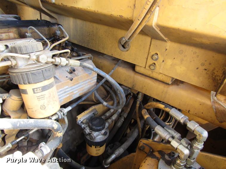 image for item DC0072 1998 Caterpillar PS-300B pneumatic roller