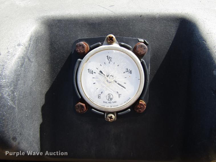 image for item DC0072 1998 Caterpillar PS-300B pneumatic roller