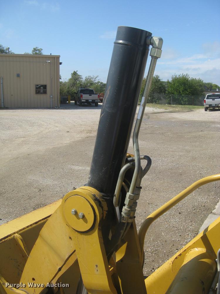image for item DC1305 2006 Caterpillar 420E backhoe