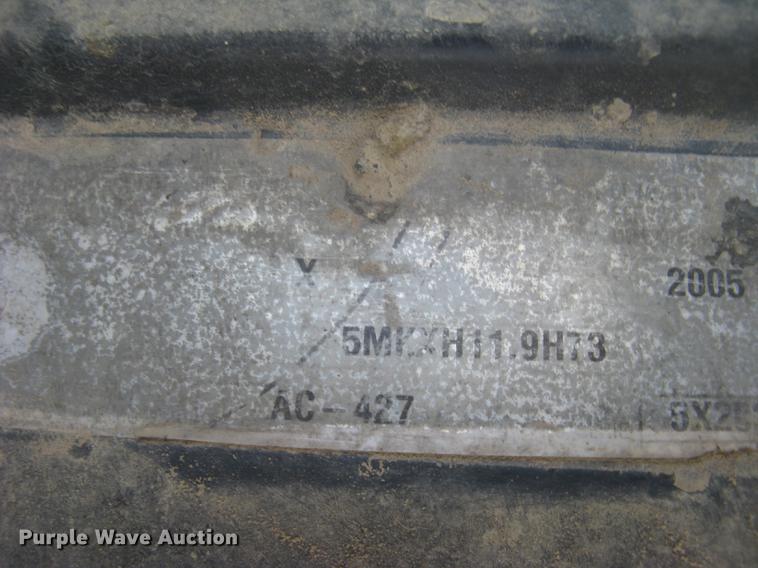 image for item DC1306 2006 Mack CH600 semi truck