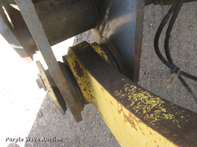 image for item DC1307 2005 Komatsu WA380-5L wheel loader