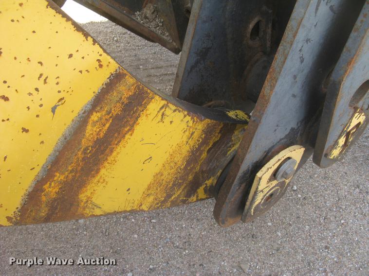 image for item DC1307 2005 Komatsu WA380-5L wheel loader
