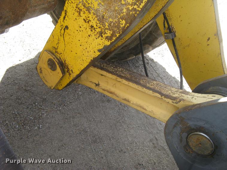 image for item DC1307 2005 Komatsu WA380-5L wheel loader