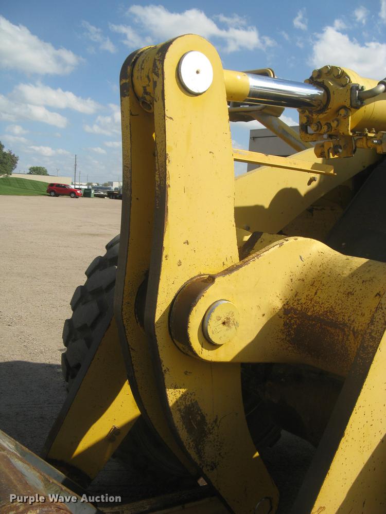 image for item DC1307 2005 Komatsu WA380-5L wheel loader