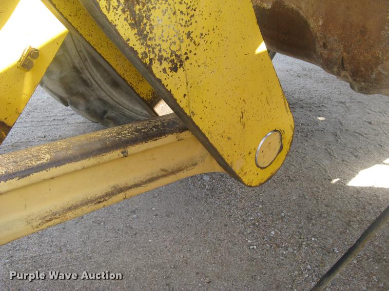 image for item DC1307 2005 Komatsu WA380-5L wheel loader