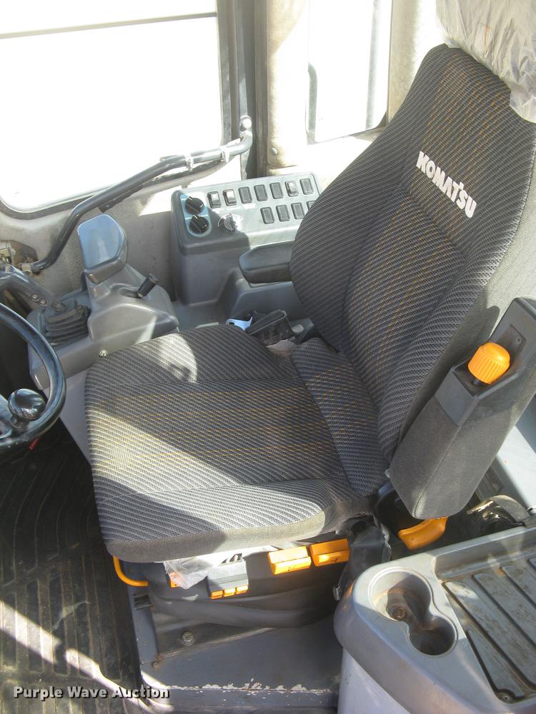 image for item DC1307 2005 Komatsu WA380-5L wheel loader