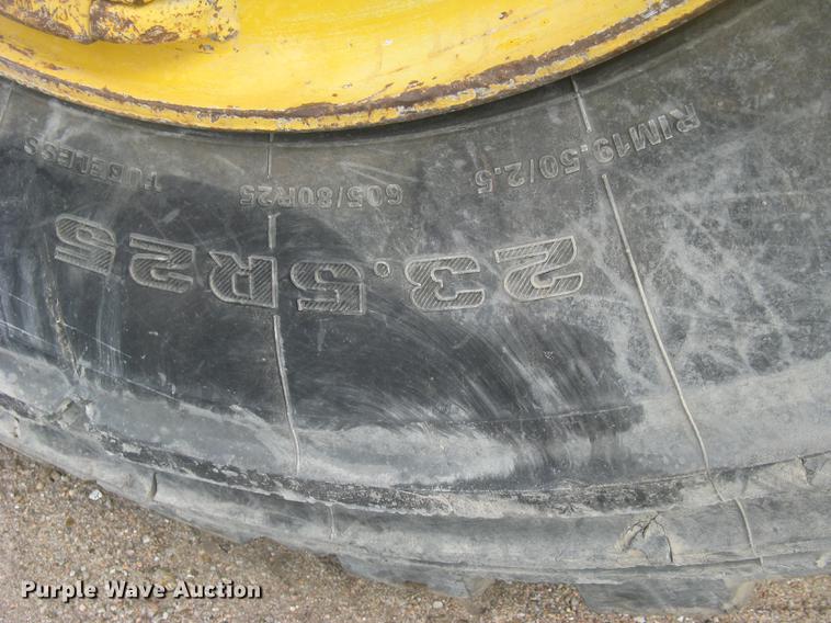 image for item DC1307 2005 Komatsu WA380-5L wheel loader