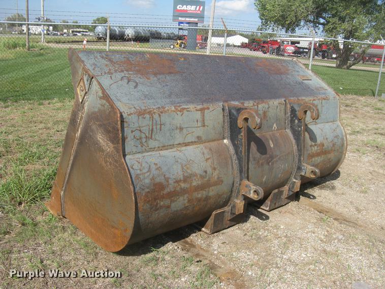 image for item DC1307 2005 Komatsu WA380-5L wheel loader