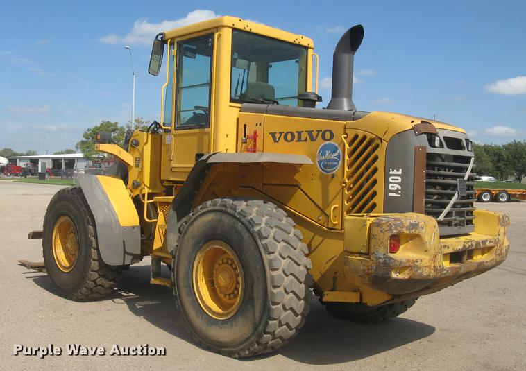 image for item DC1308 2005 Volvo L90E wheel loader
