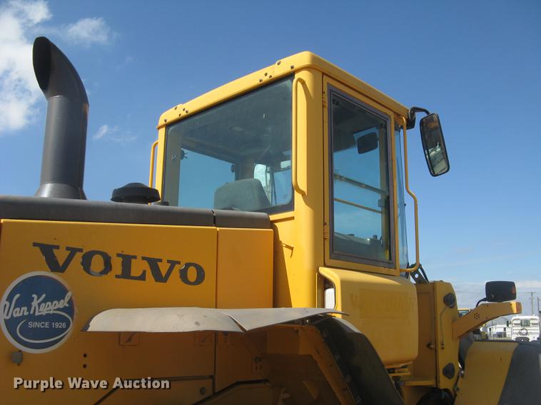 image for item DC1308 2005 Volvo L90E wheel loader