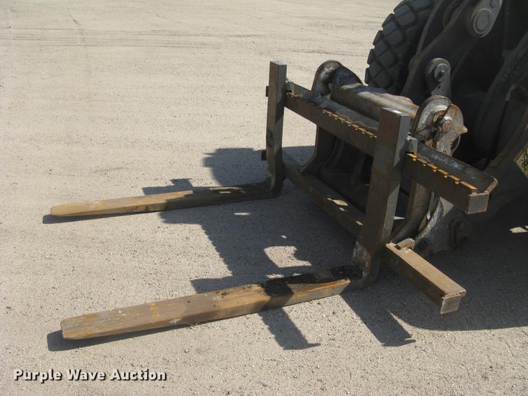 image for item DC1308 2005 Volvo L90E wheel loader