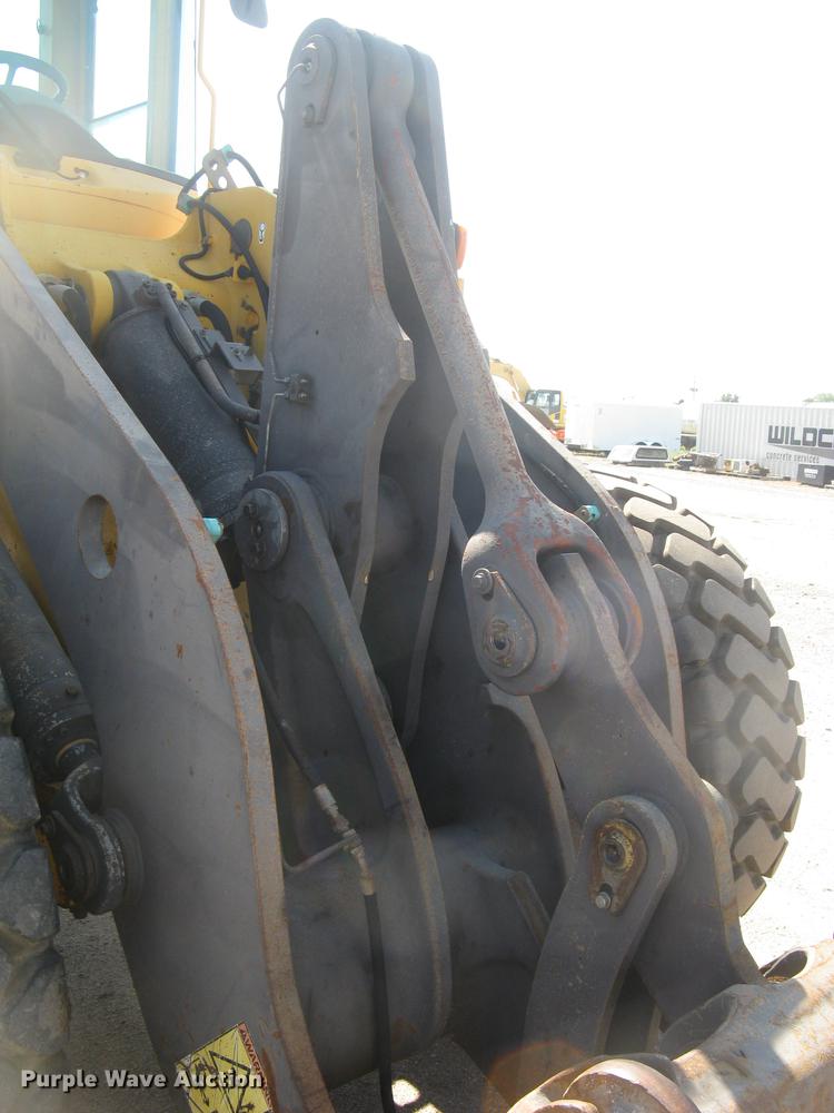 image for item DC1308 2005 Volvo L90E wheel loader