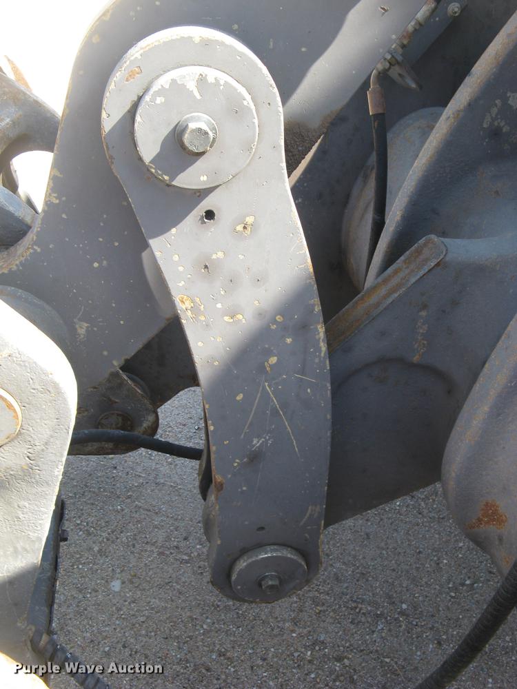 image for item DC1308 2005 Volvo L90E wheel loader