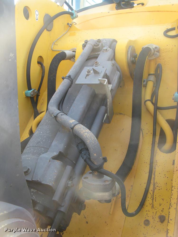 image for item DC1308 2005 Volvo L90E wheel loader