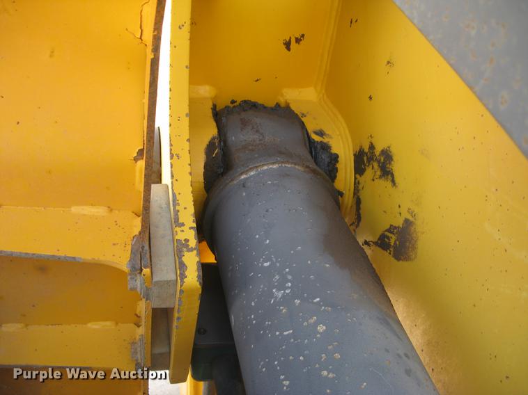 image for item DC1308 2005 Volvo L90E wheel loader