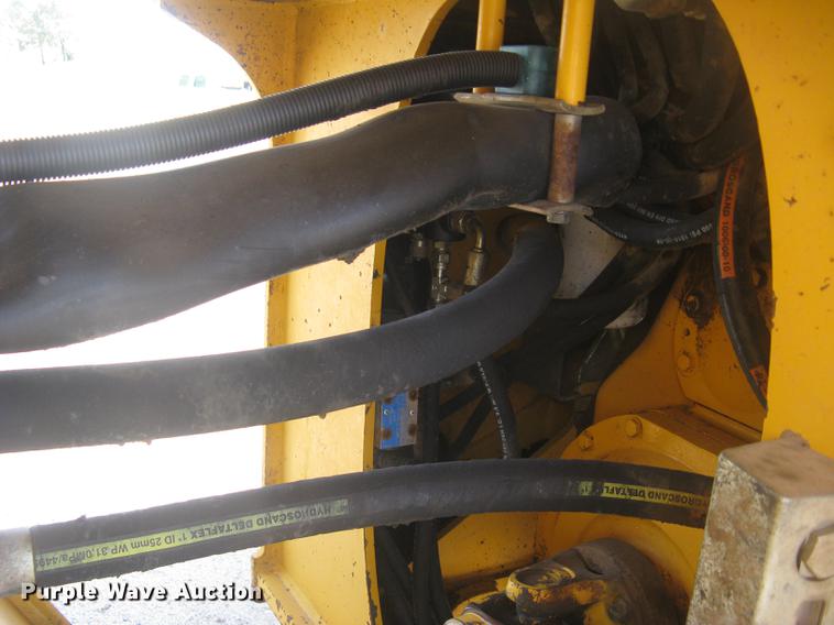 image for item DC1308 2005 Volvo L90E wheel loader
