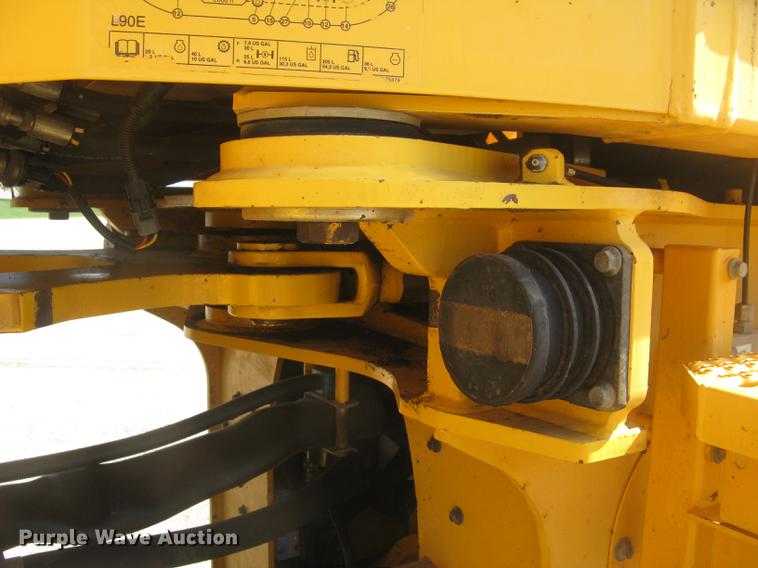 image for item DC1308 2005 Volvo L90E wheel loader