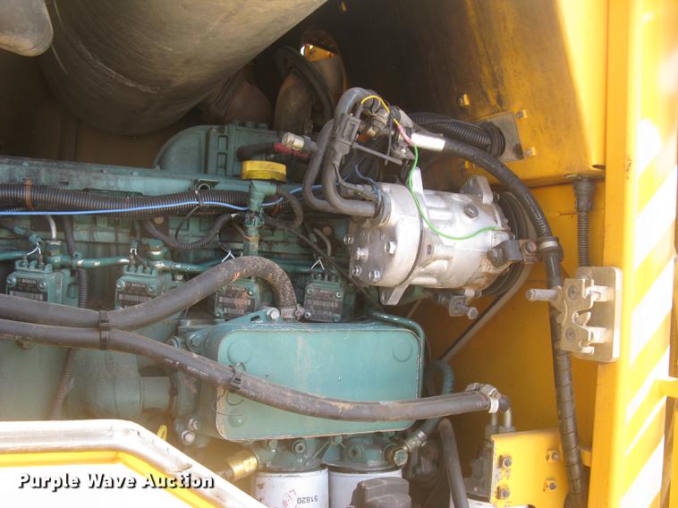 image for item DC1308 2005 Volvo L90E wheel loader