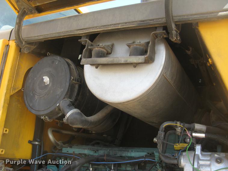 image for item DC1308 2005 Volvo L90E wheel loader