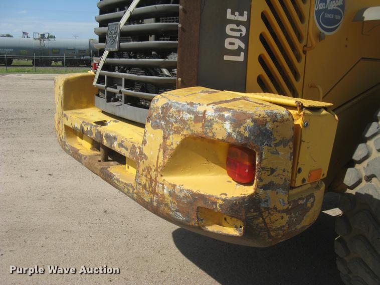 image for item DC1308 2005 Volvo L90E wheel loader