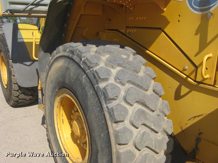 image for item DC1308 2005 Volvo L90E wheel loader