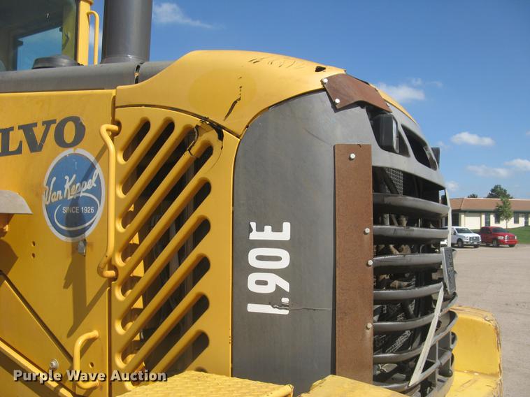 image for item DC1308 2005 Volvo L90E wheel loader