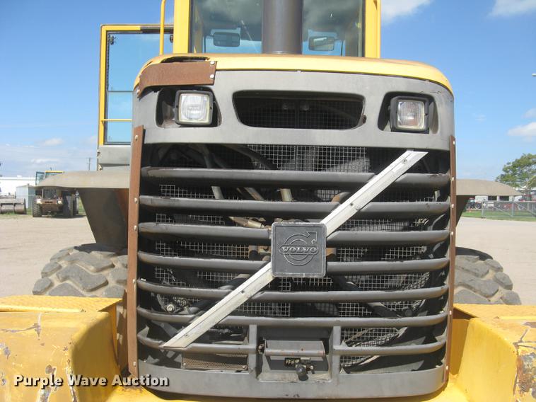 image for item DC1308 2005 Volvo L90E wheel loader