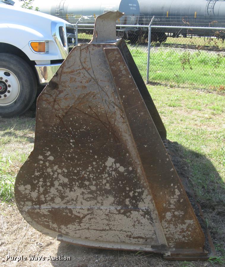 image for item DC1308 2005 Volvo L90E wheel loader