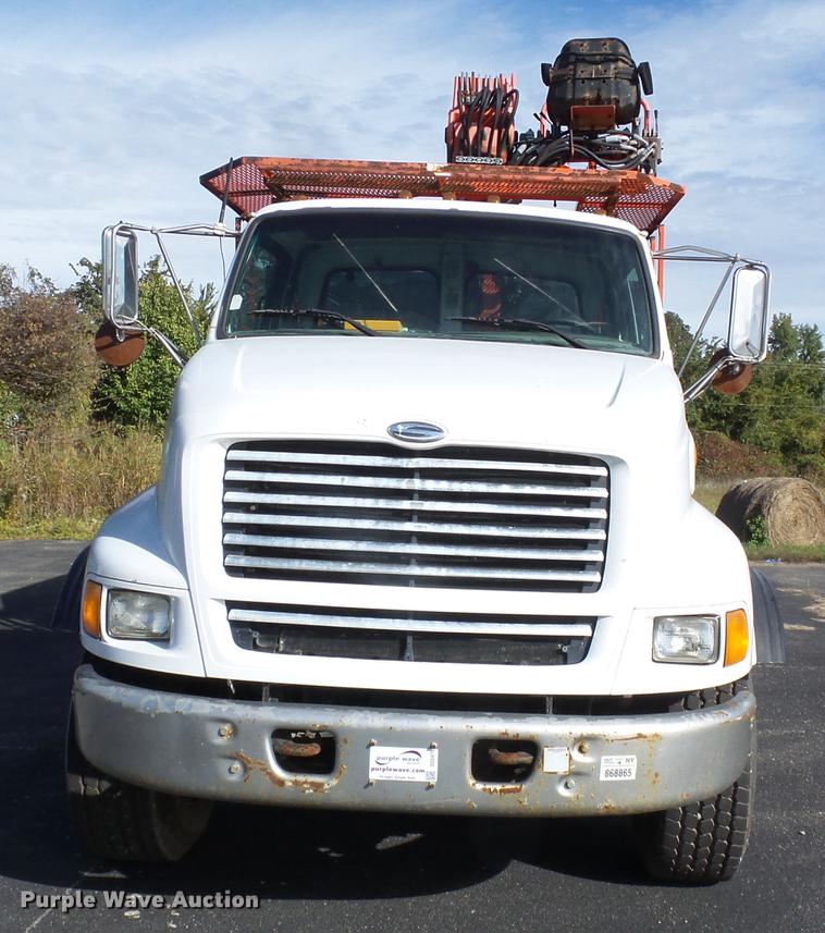 image for item DD2471 2000 Sterling LT9500 crane truck
