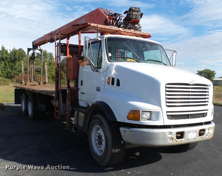 image for item DD2471 2000 Sterling LT9500 crane truck