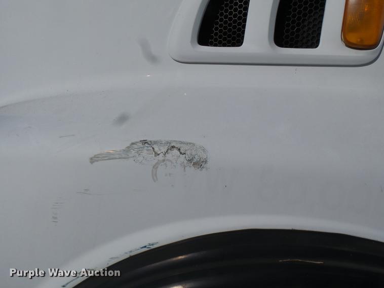 image for item DD2471 2000 Sterling LT9500 crane truck