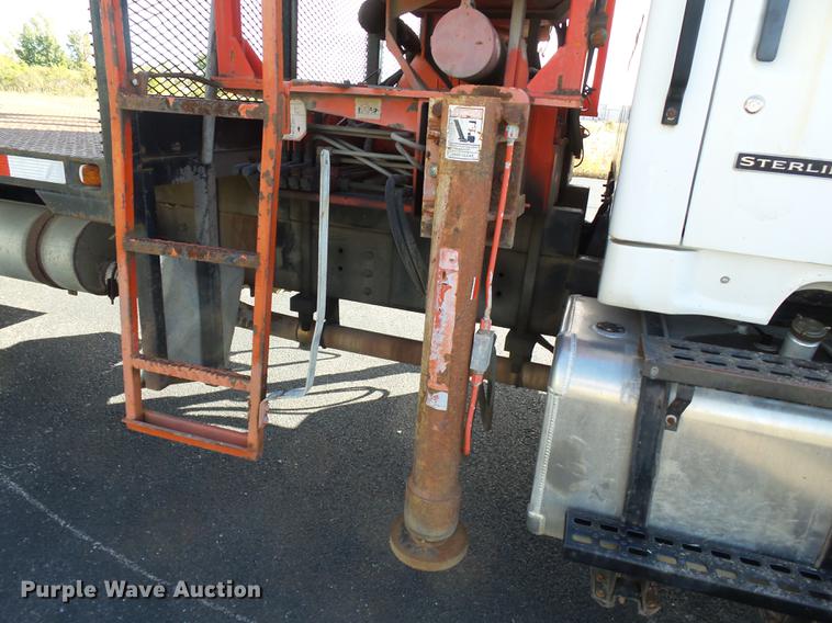 image for item DD2471 2000 Sterling LT9500 crane truck