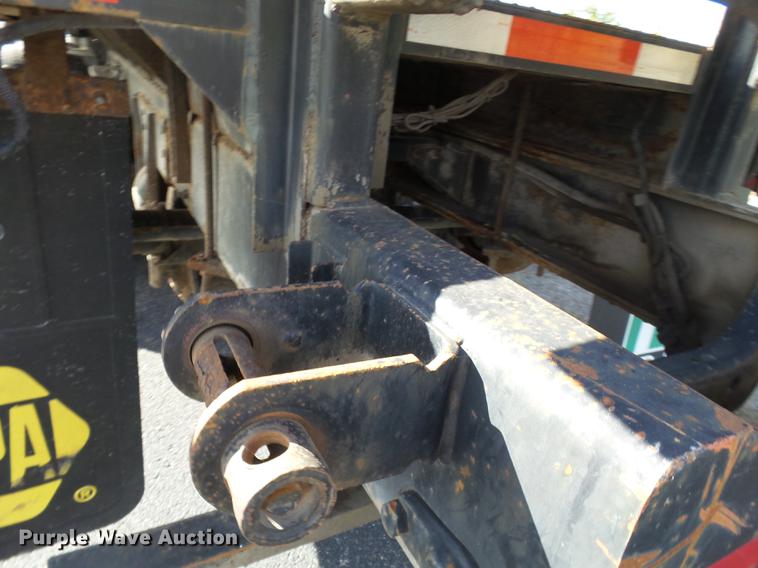 image for item DD2471 2000 Sterling LT9500 crane truck